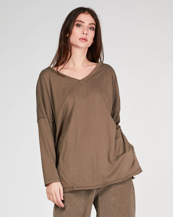 baci Raw Stitched V-Neck T-Shirt Beige