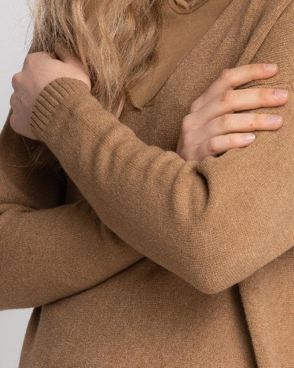 Baci Rolled Cuffed V-Neck Sweater Black