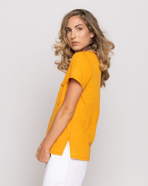 Baci Short Sleeve V-Neck Pocket T Corn