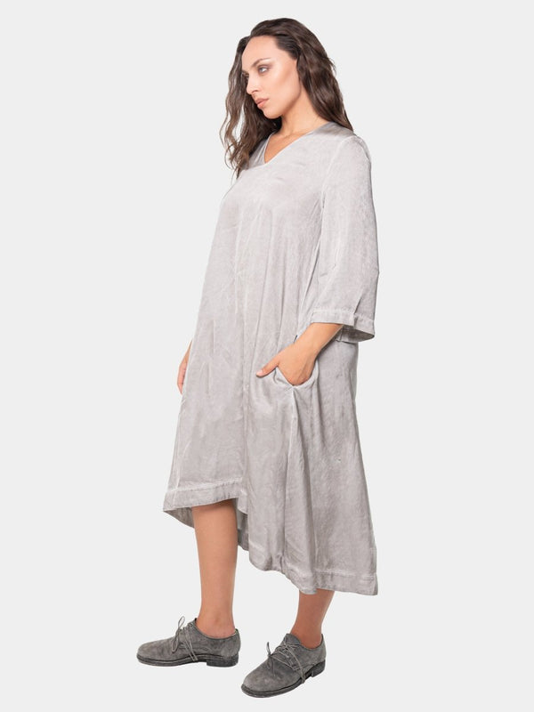 Baci V Neck 3/4 Sleeve Midi Dress Gold