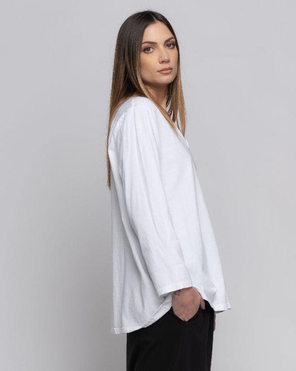 Baci V-Neck Long Sleeve Tee Black