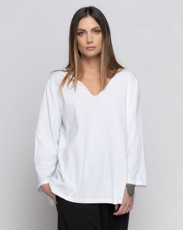 baci V-Neck Long Sleeve Tee Black