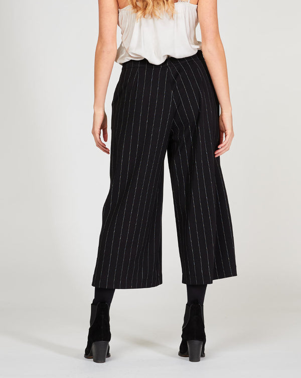 Baci Pinstripe Pleated Wide Leg Trousers Black / White