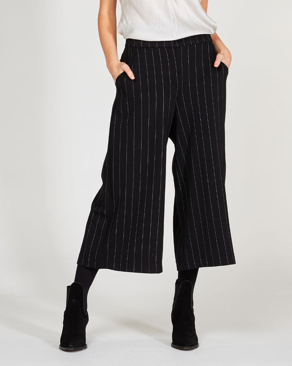 baci Pinstripe Pleated Wide Leg Trousers Black / White