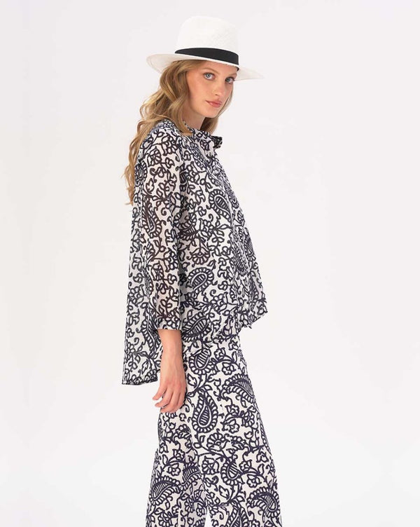 Baci Watercolor Paisley Floral Band Collar Buttoned Blouse Blue / White