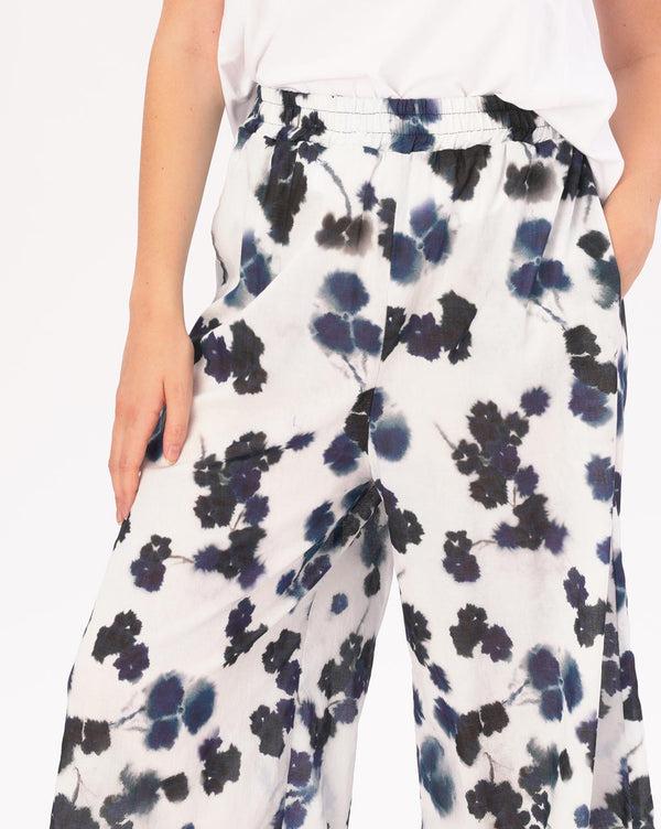 baci Watercolor Small Floral Elastic Waist Cotton Palazzo Pants Blue / White