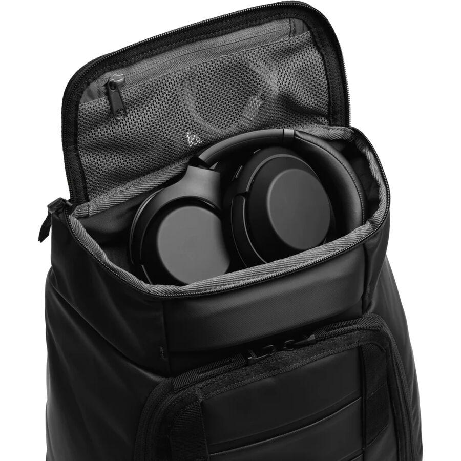 Backcountry Db Hugger 20L Backpack Black Out