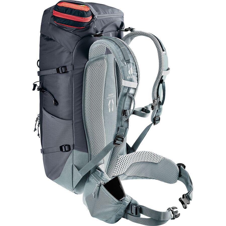 Backcountry Deuter Trail 30L Backpack Black/Shale