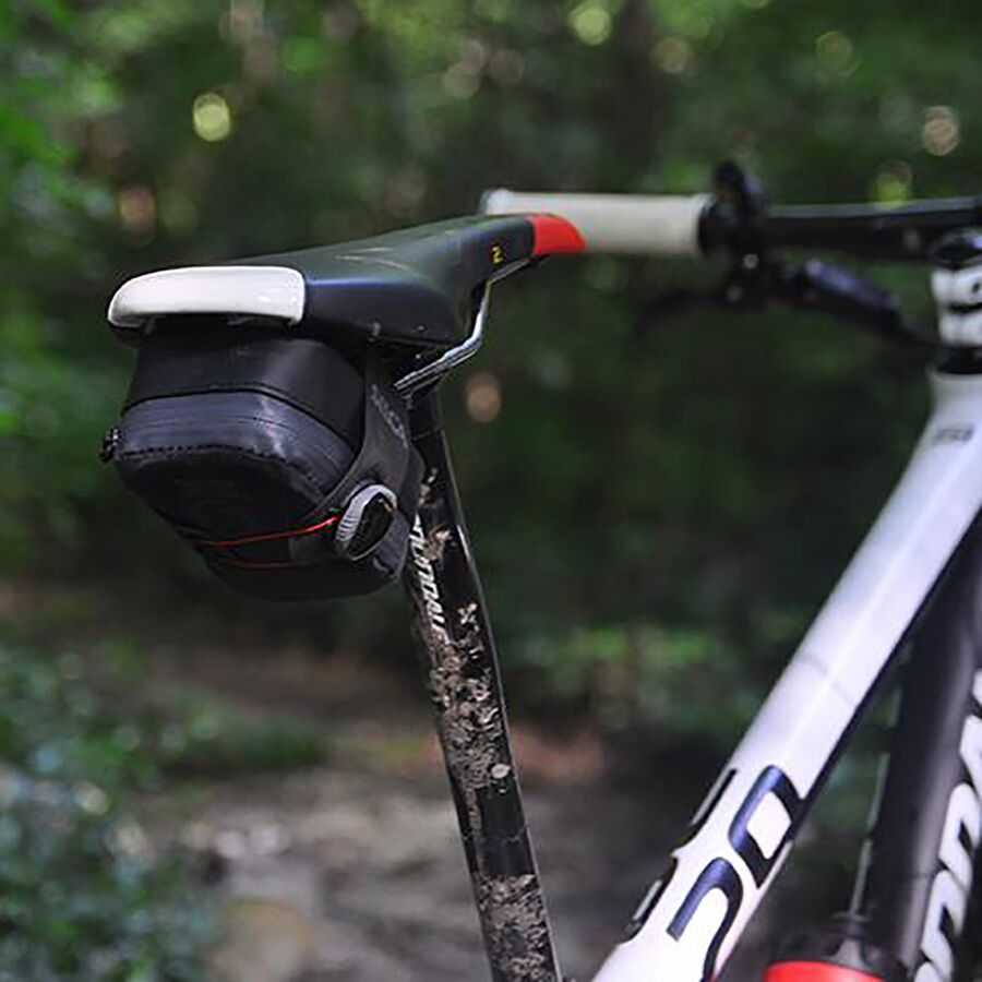 Backcountry Silca Mattone Seat Pack Black