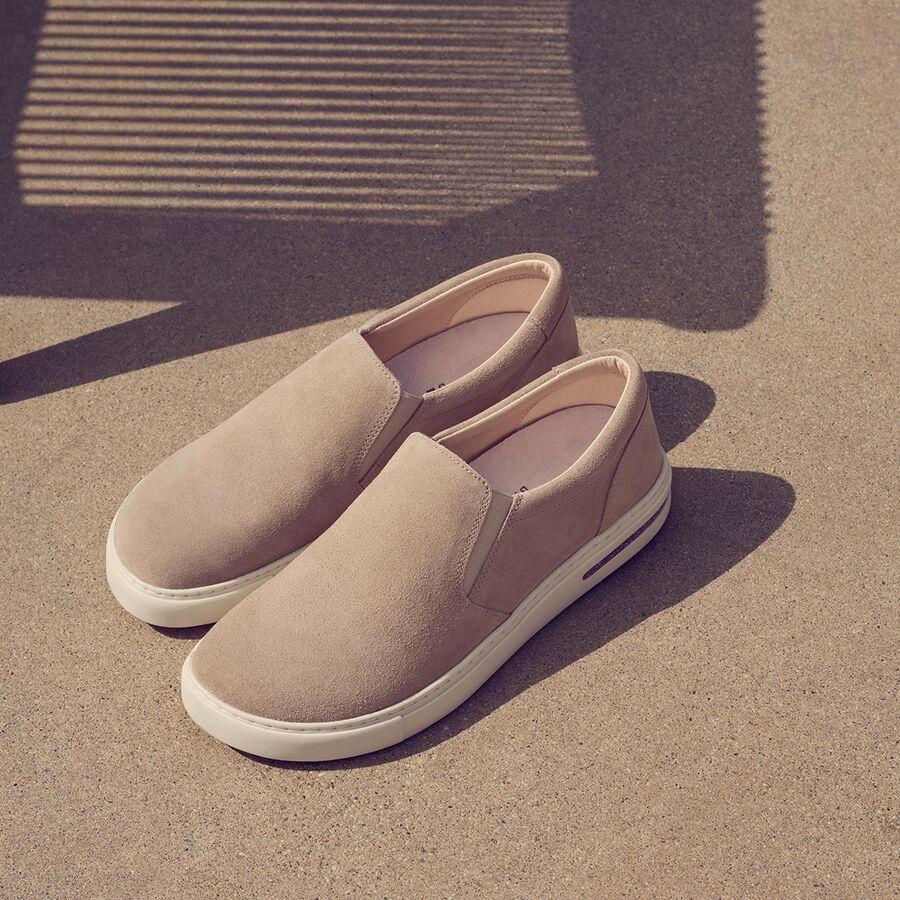 Backcountry Birkenstock Oswego Shoe - Women's Taupe Suede