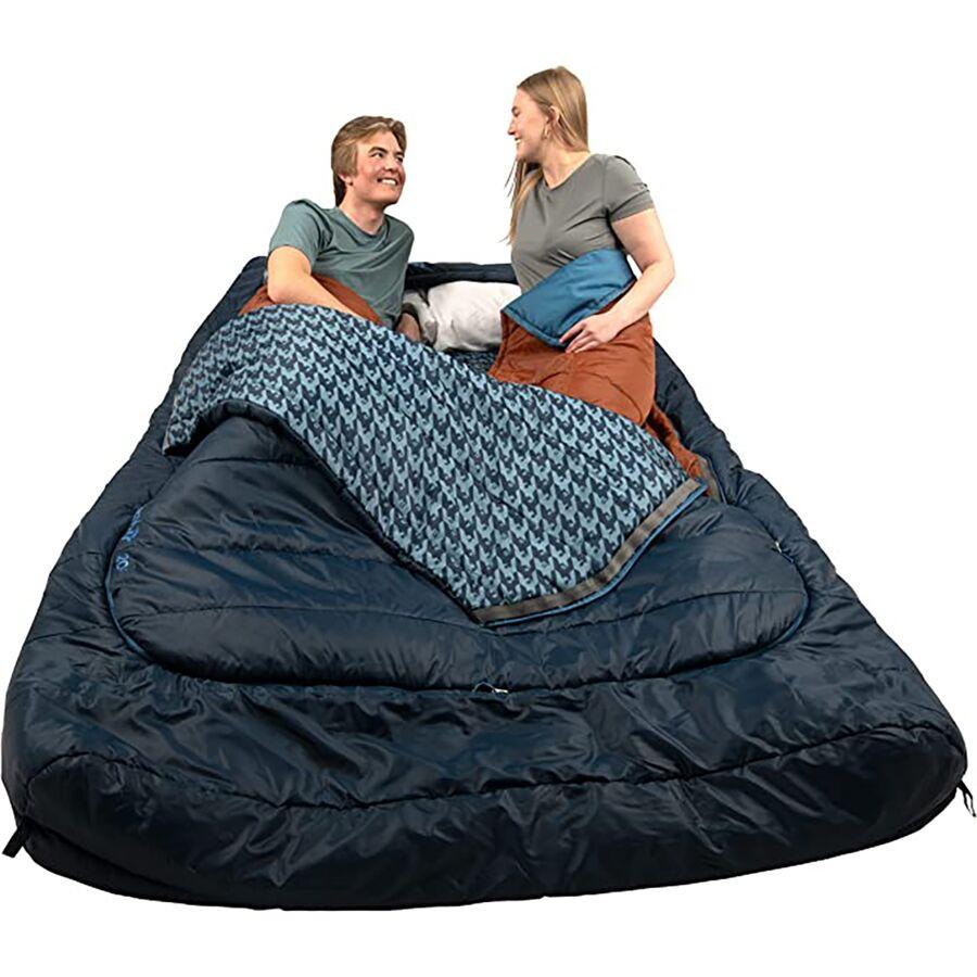 Backcountry Kelty Tru.Comfort Doublewide Sleeping Bag: 20F Synthetic Pageant Blue/Cathay Spice