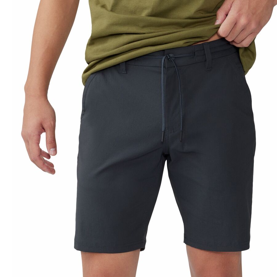 Backcountry Mountain Hardwear Traxion 11in Short - Men's Dark Storm