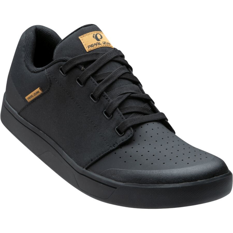 backcountry PEARL iZUMi X-Alp Flow Cycling Shoe - Men's Black/Black