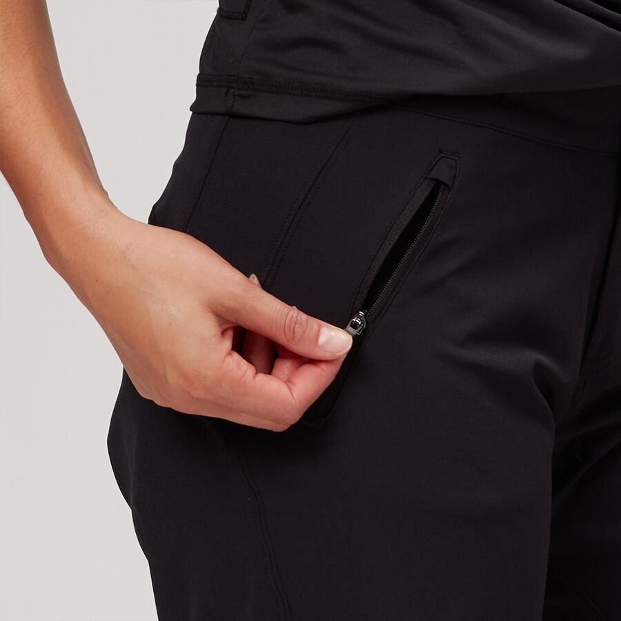 Backcountry ZOIC Navaeh 7 Short + Essential Liner - Women's Black