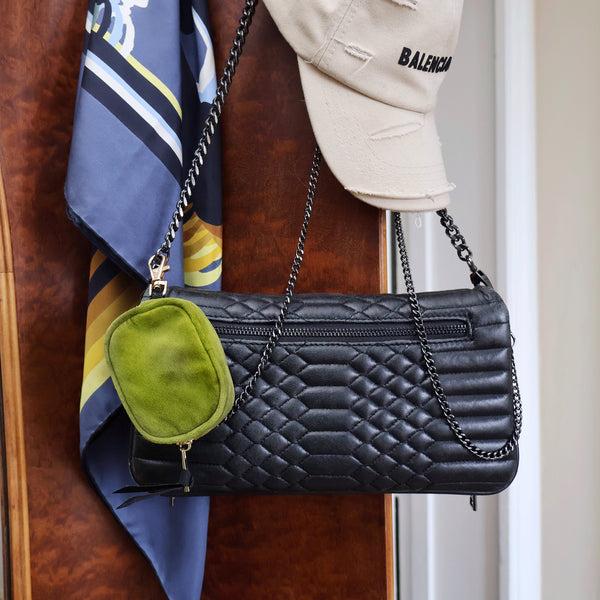 Bag All Earbuds/Airpods Case With Clasp Green Velvet