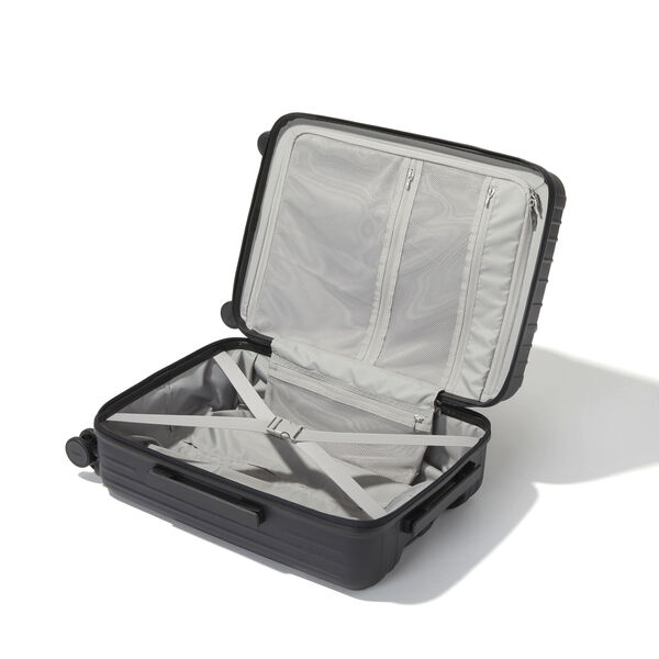 Baggallini 22" 4 Wheel Hardshell Carry On