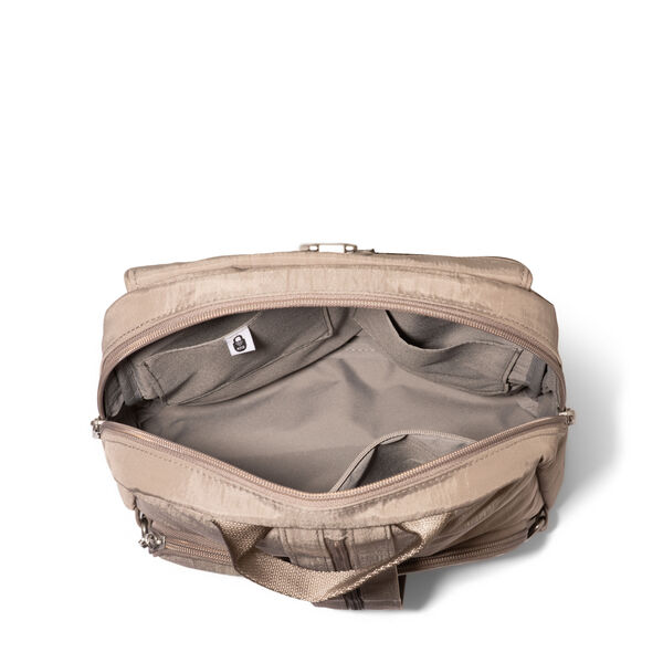 Baggallini Coastal Flip Lock Day Pack