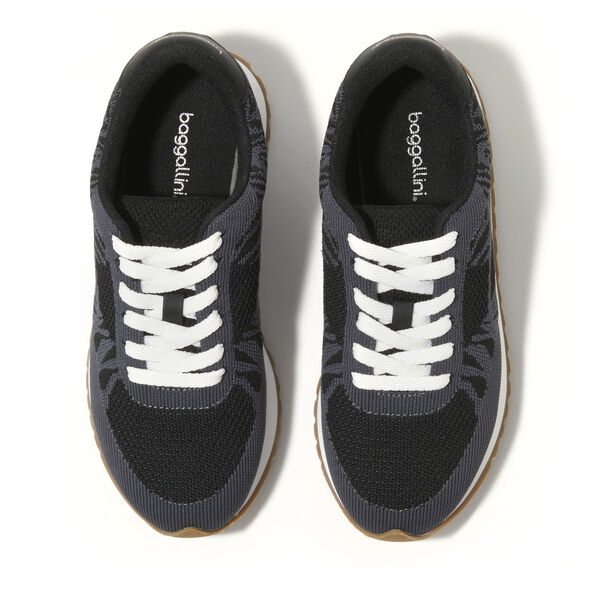 Baggallini Explorer Lace-Up Sneaker