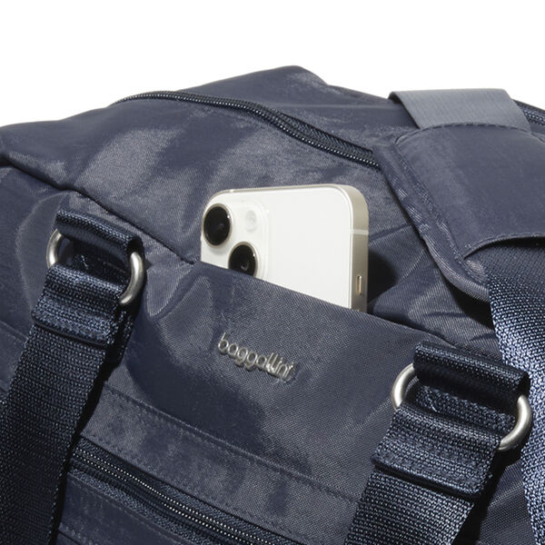 Baggallini Modern Everywhere Travel Duffel