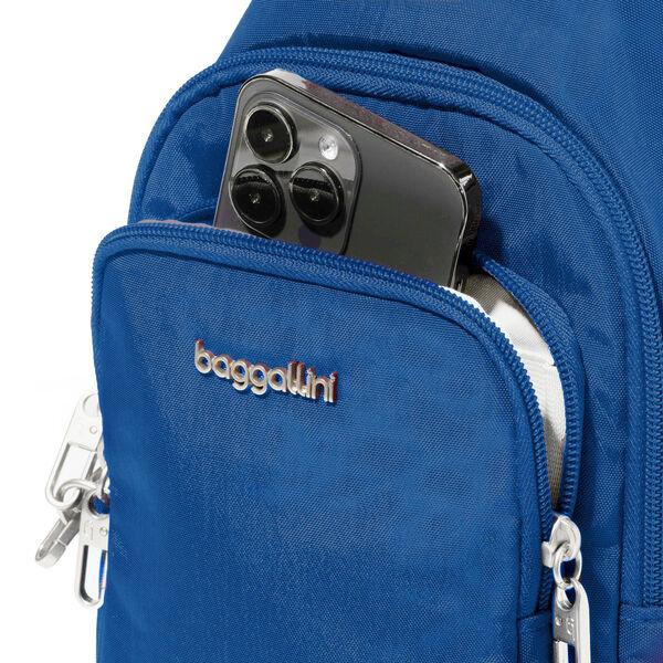 Baggallini Securtex Anti-Theft Daytripper Sling