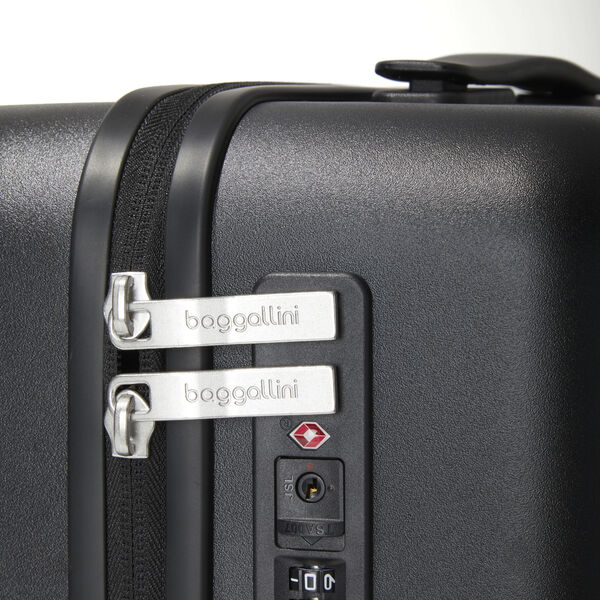 Baggallini Set Wave 22” 4 Wheel Hardside Carry-On