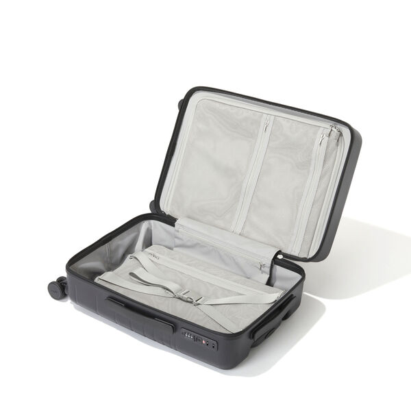 Baggallini Set Wave 22” 4 Wheel Hardside Carry-On