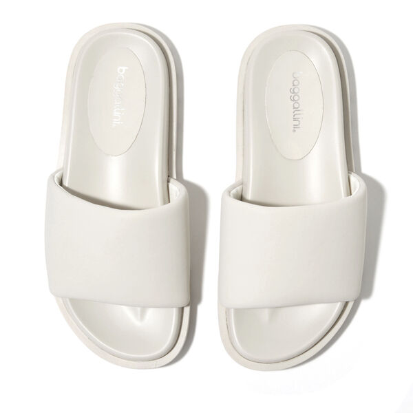 Baggallini Traveler Slide