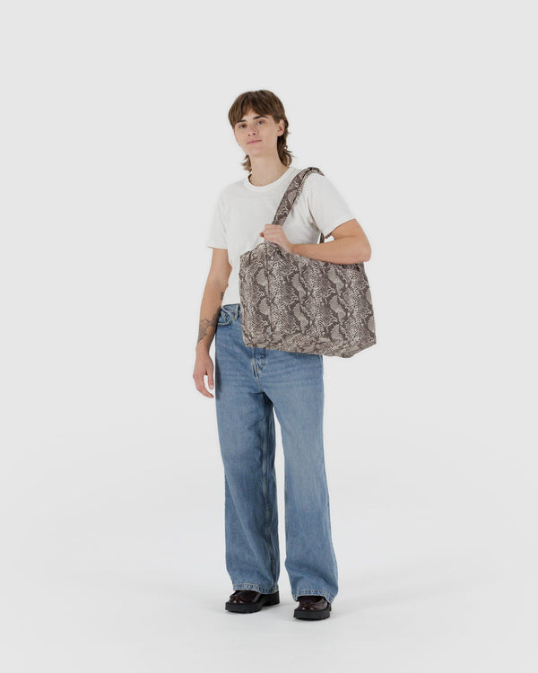 Baggu Small Cloud Carry-On