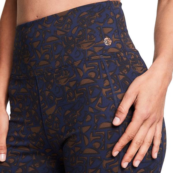 Bahé Yoga DINAMICA HIGH-RISE SHORTS 5" SYMBOL NAVY