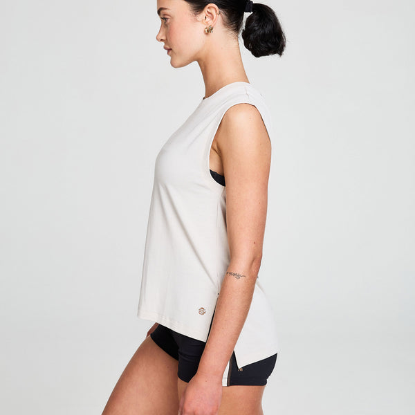 Bahé Yoga ZEPHYR CAP SLEEVE TANK COCONUT