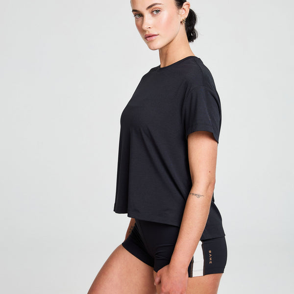 Bahé Yoga ZEPHYR EVERYDAY CREW NECK TEE BLACK