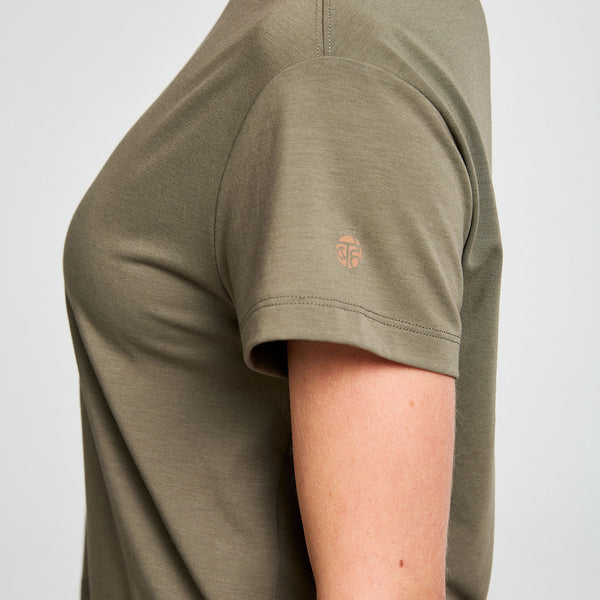 Bahé Yoga ZEPHYR EVERYDAY CREW NECK TEE KHAKI