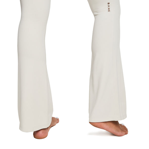 Bahé Yoga GODDESS HIGH-RISE FLARE LEGGING FULL LENGTH COCONUT