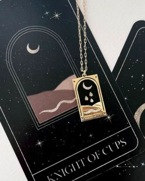 ban do Knight Of Cups Tarot Card Necklace