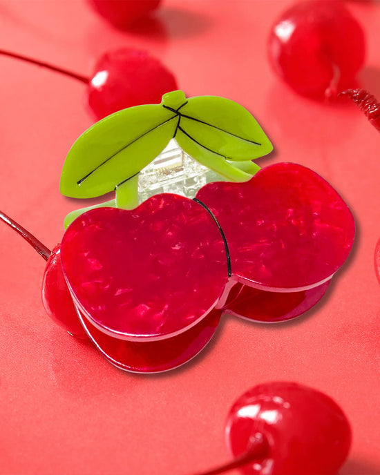 ban do Large Maraschino Cherries Hair Claw