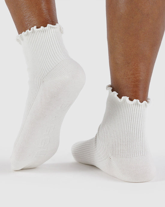 Ban Do Lettuce Edge Sock Set Of 2 - White