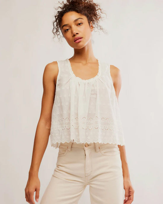 ban do Marina Eyelet Tank - Clean Ivory
