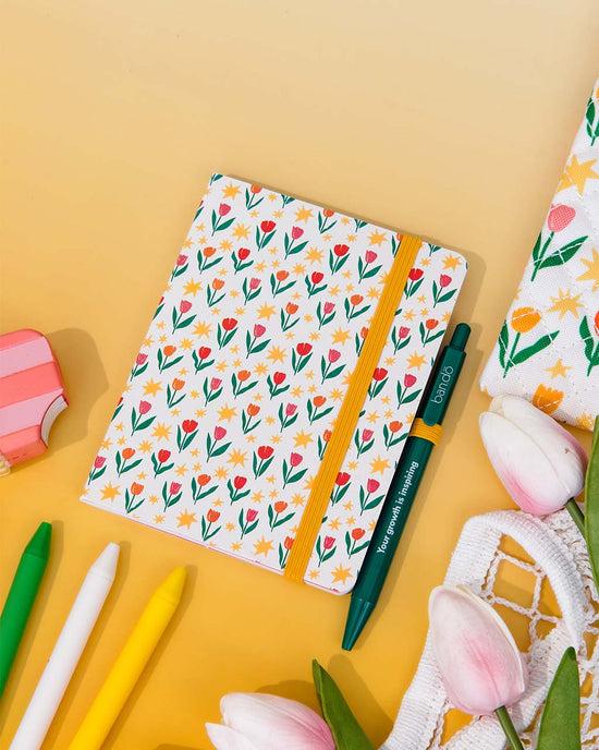 ban do Mini Notebook with Pen - Tulips on Cream