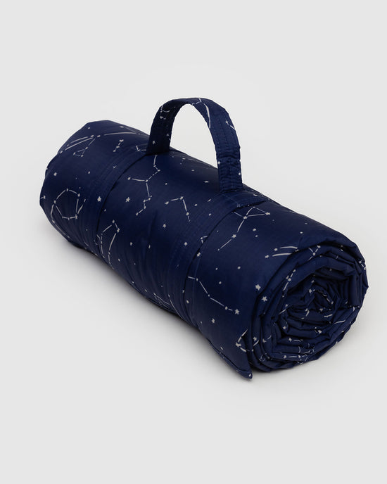 ban do Puffy Picnic Blanket - Constellation Midnight