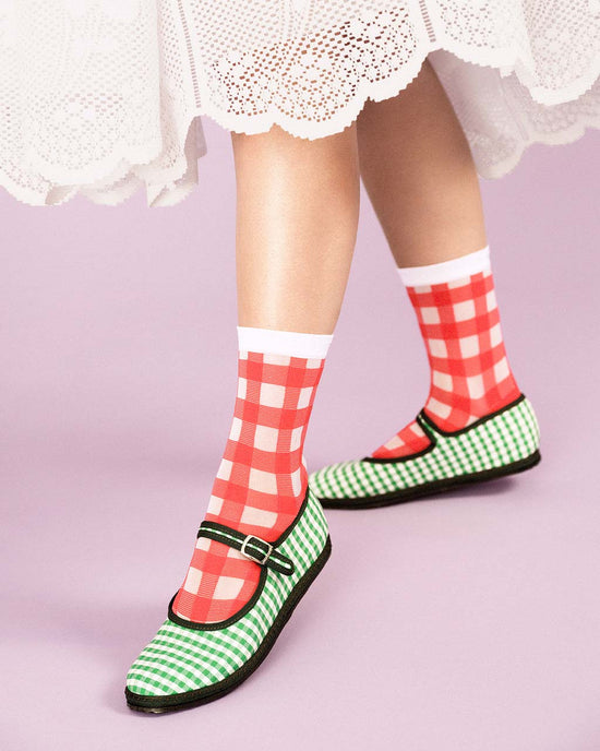 Ban Do Shirley Sheer Crew Socks - Red