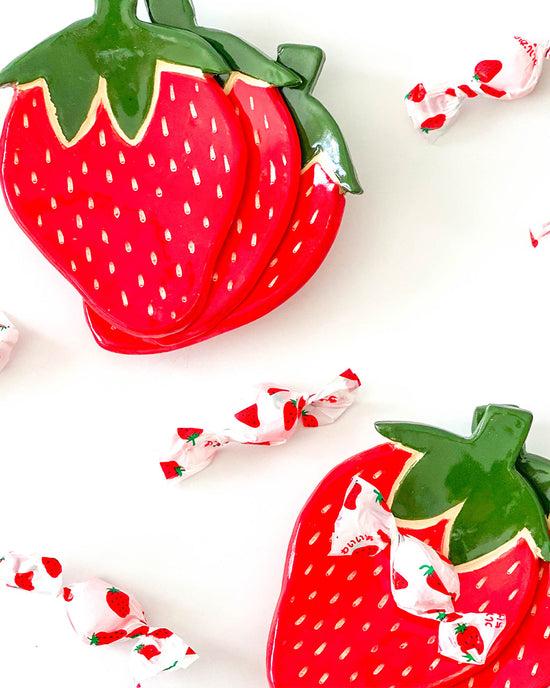 Ban Do Strawberry Dish