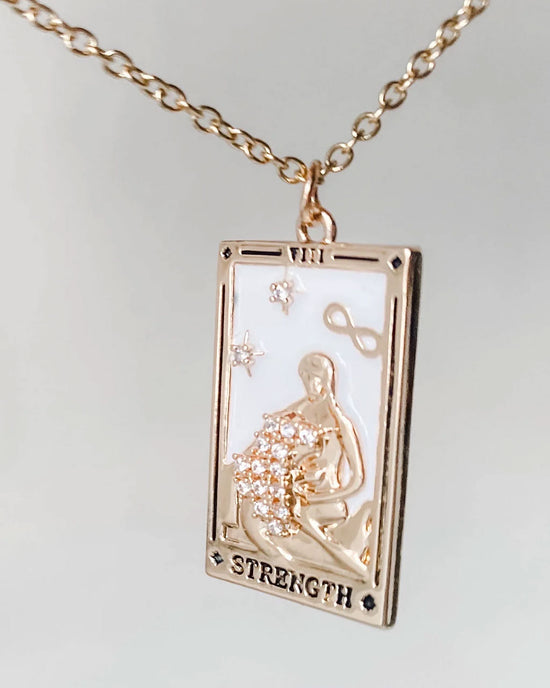 ban do Strength Tarot Card Necklace