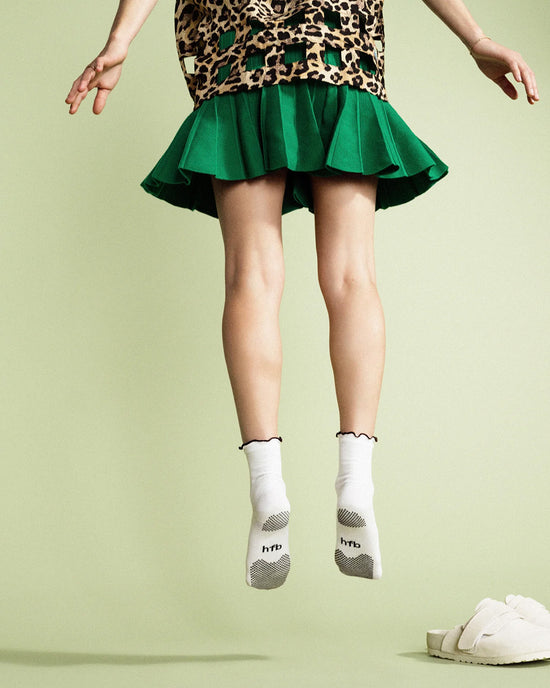 Ban Do Thermal Ruffle Sporty Grip Crew Socks