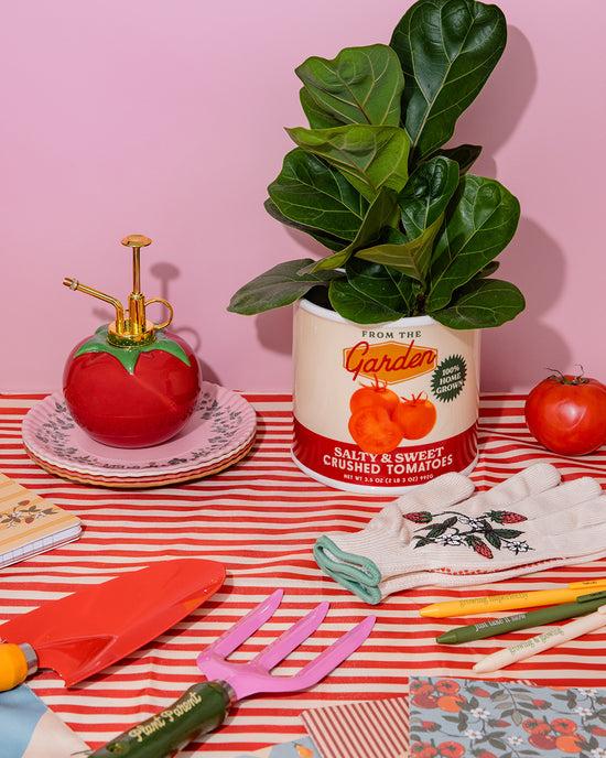 Ban Do Tomato Plant Mister