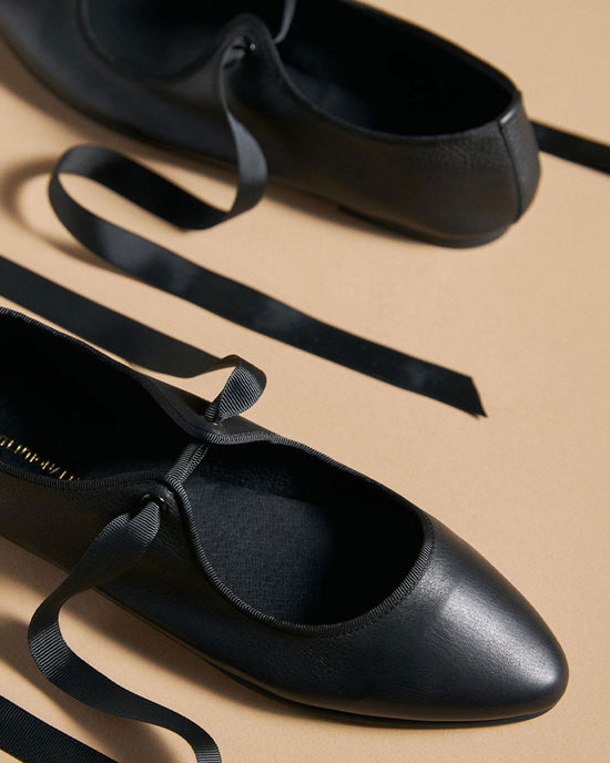 Ban Do Valley Ballet Flats - Black