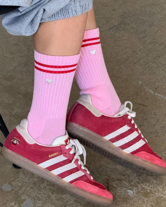 ban do Embroidered Boyfriend Socks - Amour Pink + Heart