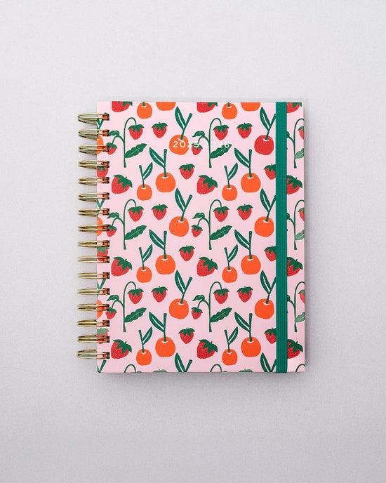 ban do Medium 17-Month Academic Planner - Cherries & Strawberries