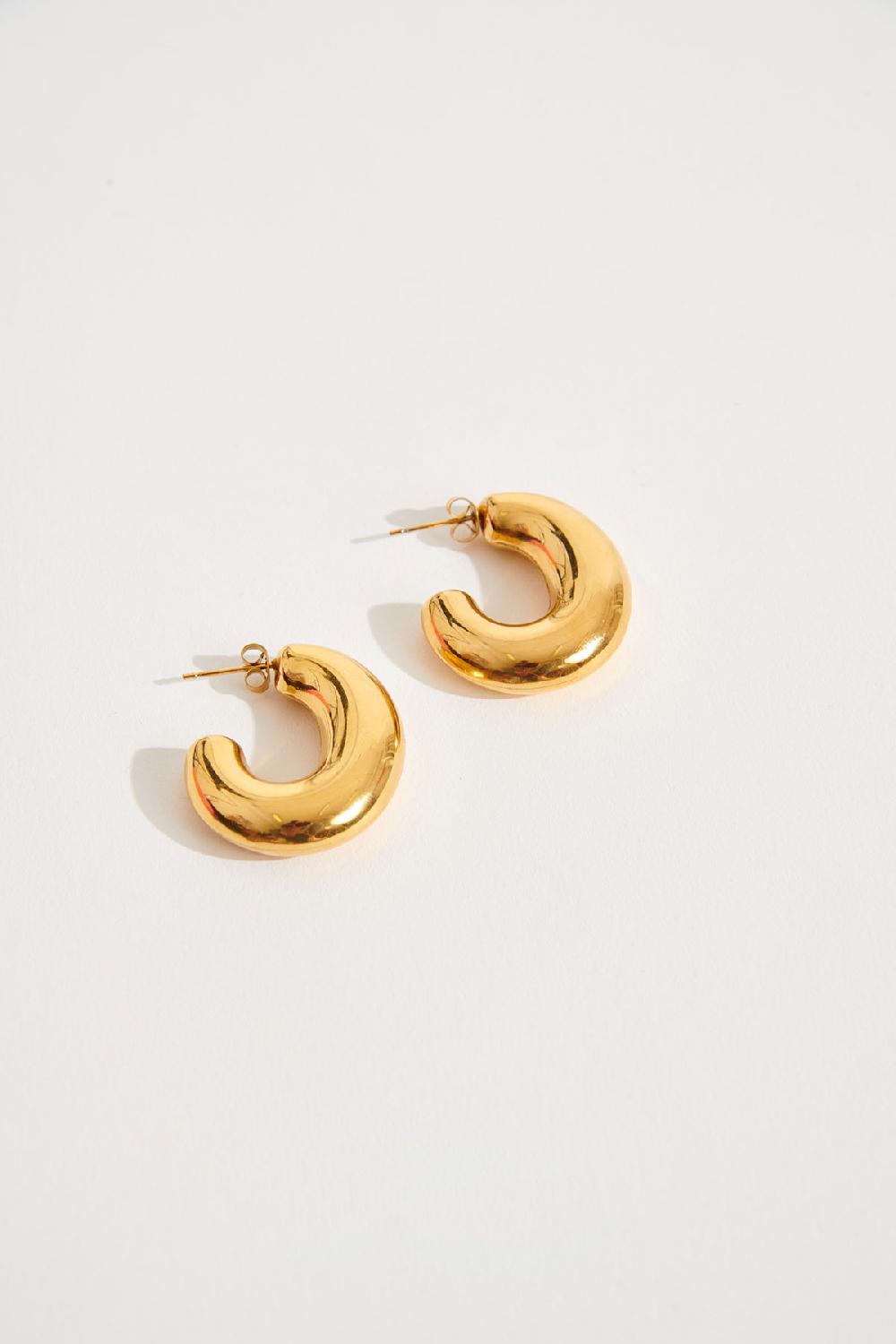 Banana Moon Earrings Gold EARRINGS SHASHI