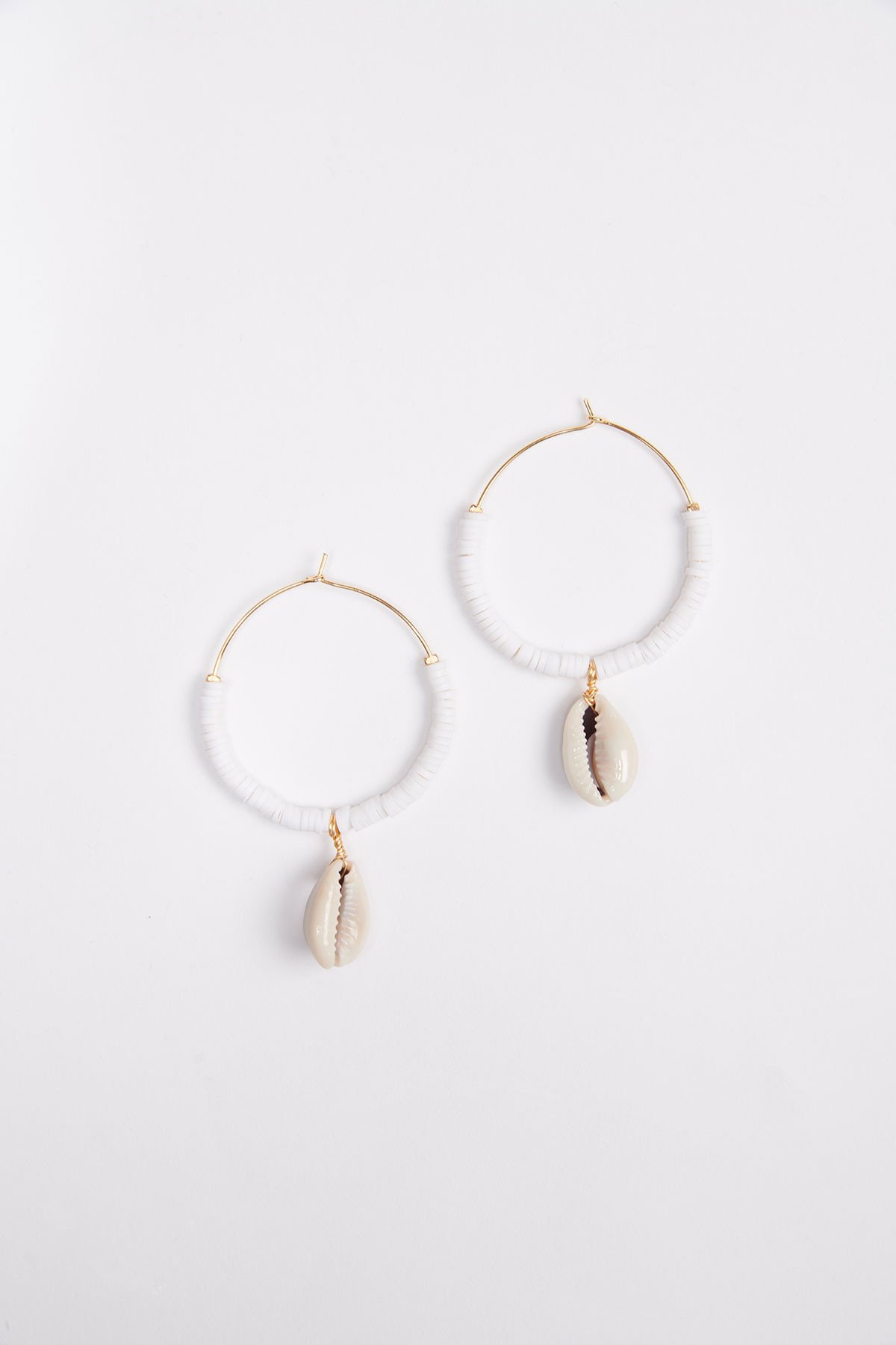 Banana Moon Earrings White WAIMEA SALTI CALI