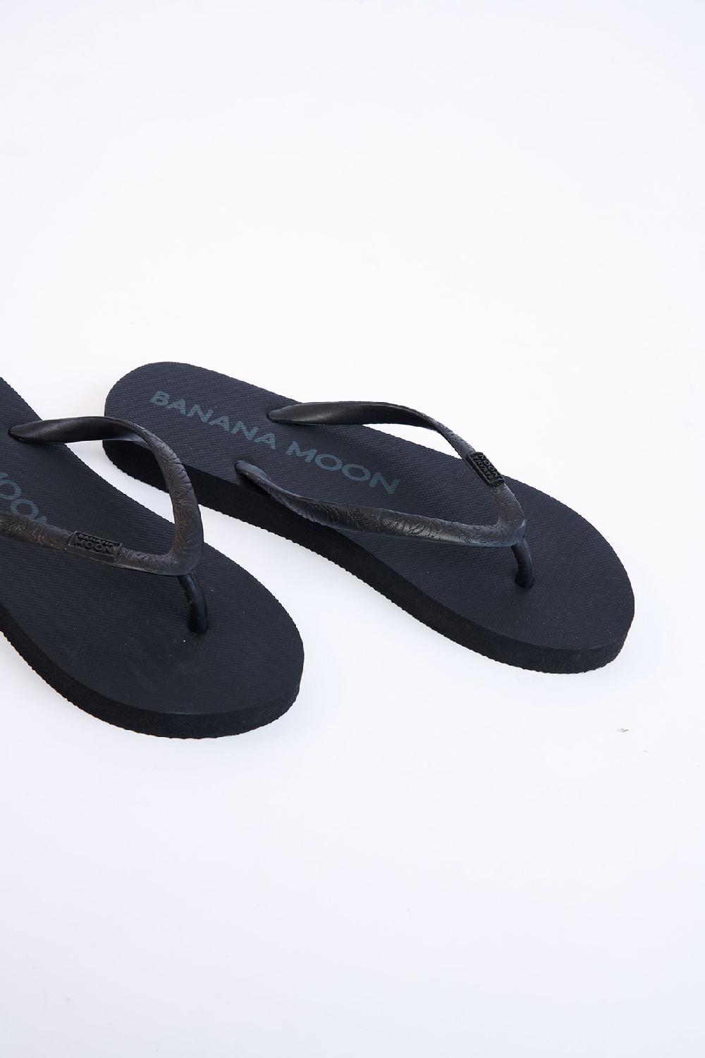 banana moon Flip-Flops Black SWAINS TAHUATA